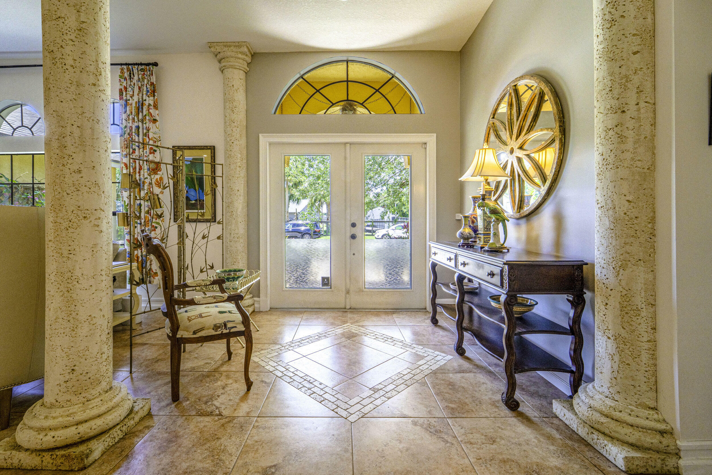 Property Photo: 1613 SW Cecelia Lane FL 34953