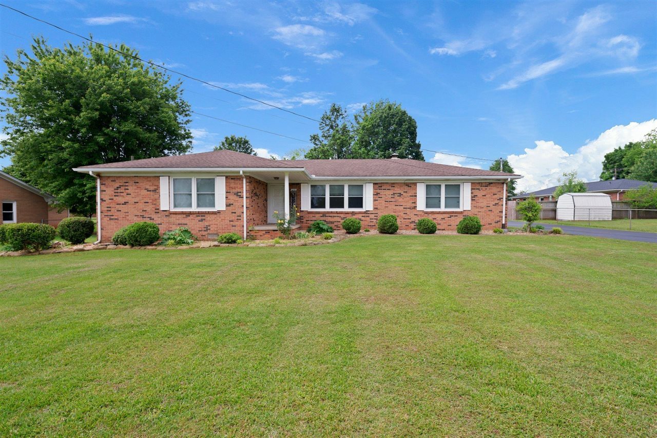 Property Photo:  409 Lone Oak Drive  KY 42134 