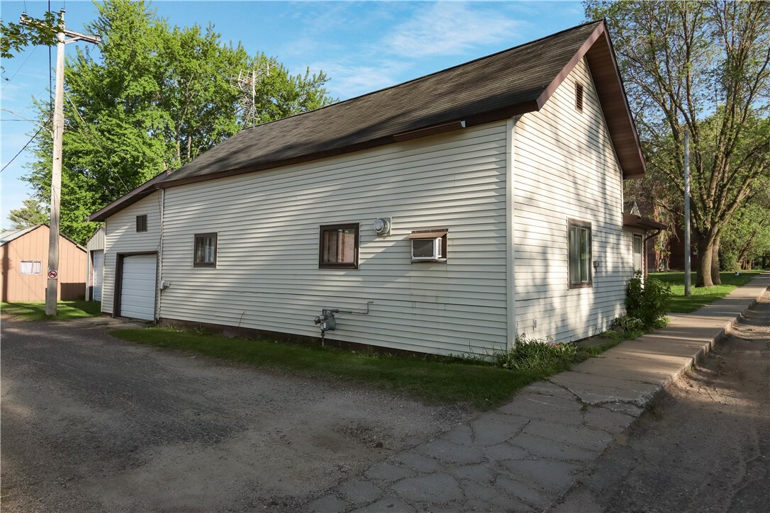 Property Photo: 607 Wilson Street WI 54734