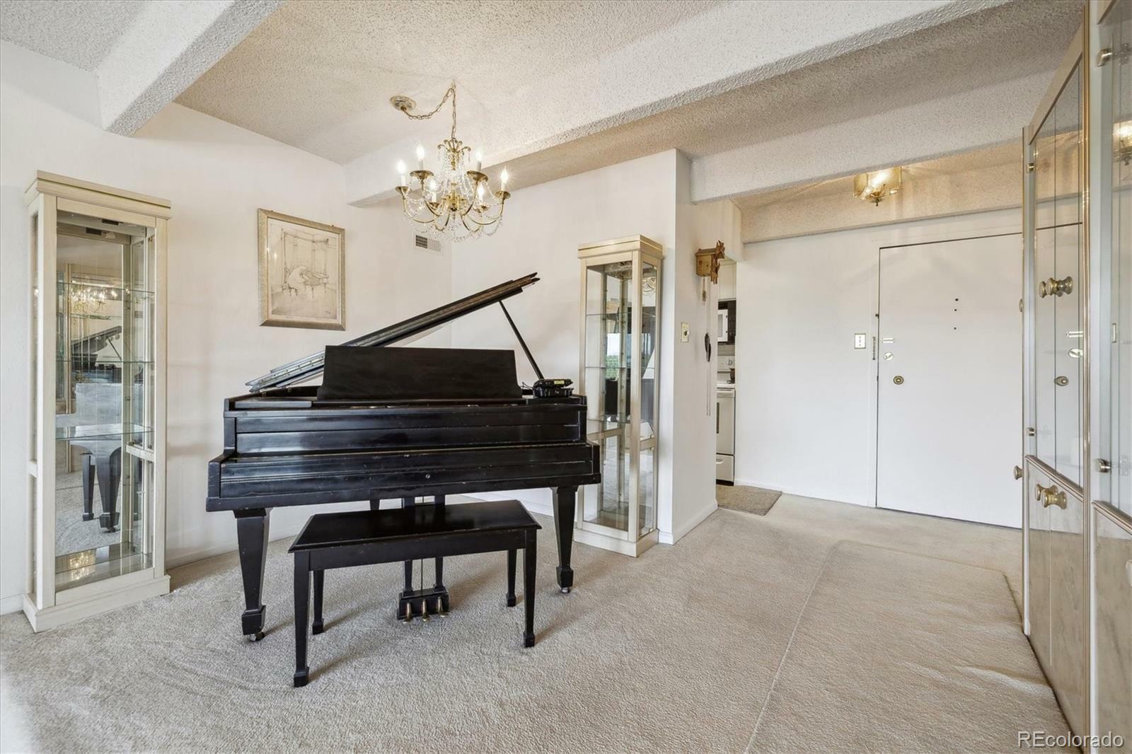 Property Photo: 8060 E Girard Avenue 712 CO 80231