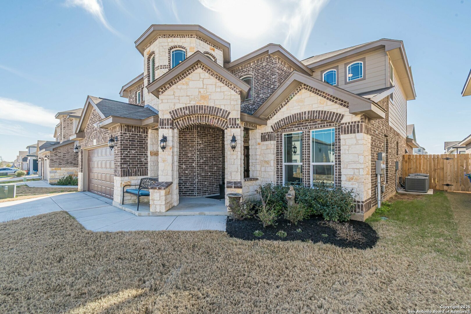 2564 Ayers  Seguin TX 78155 photo