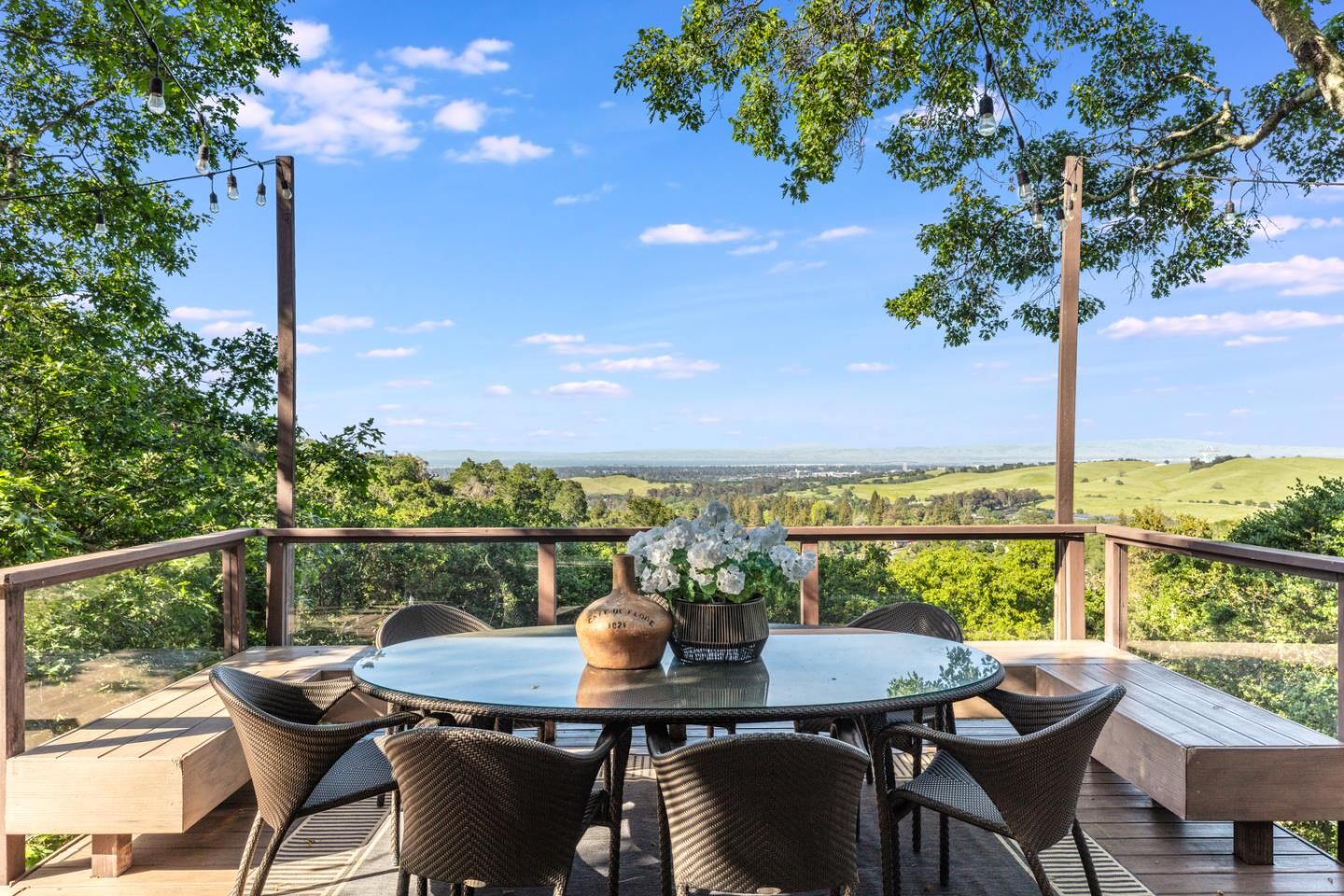 Property Photo:  138 Bolivar Lane  CA 94028 