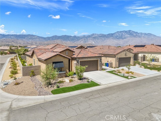 Property Photo: 27 Medoc CA 92270
