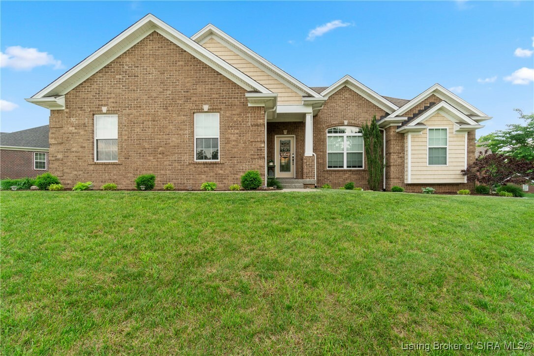 Property Photo: 1021 Wagon Trail IN 47124