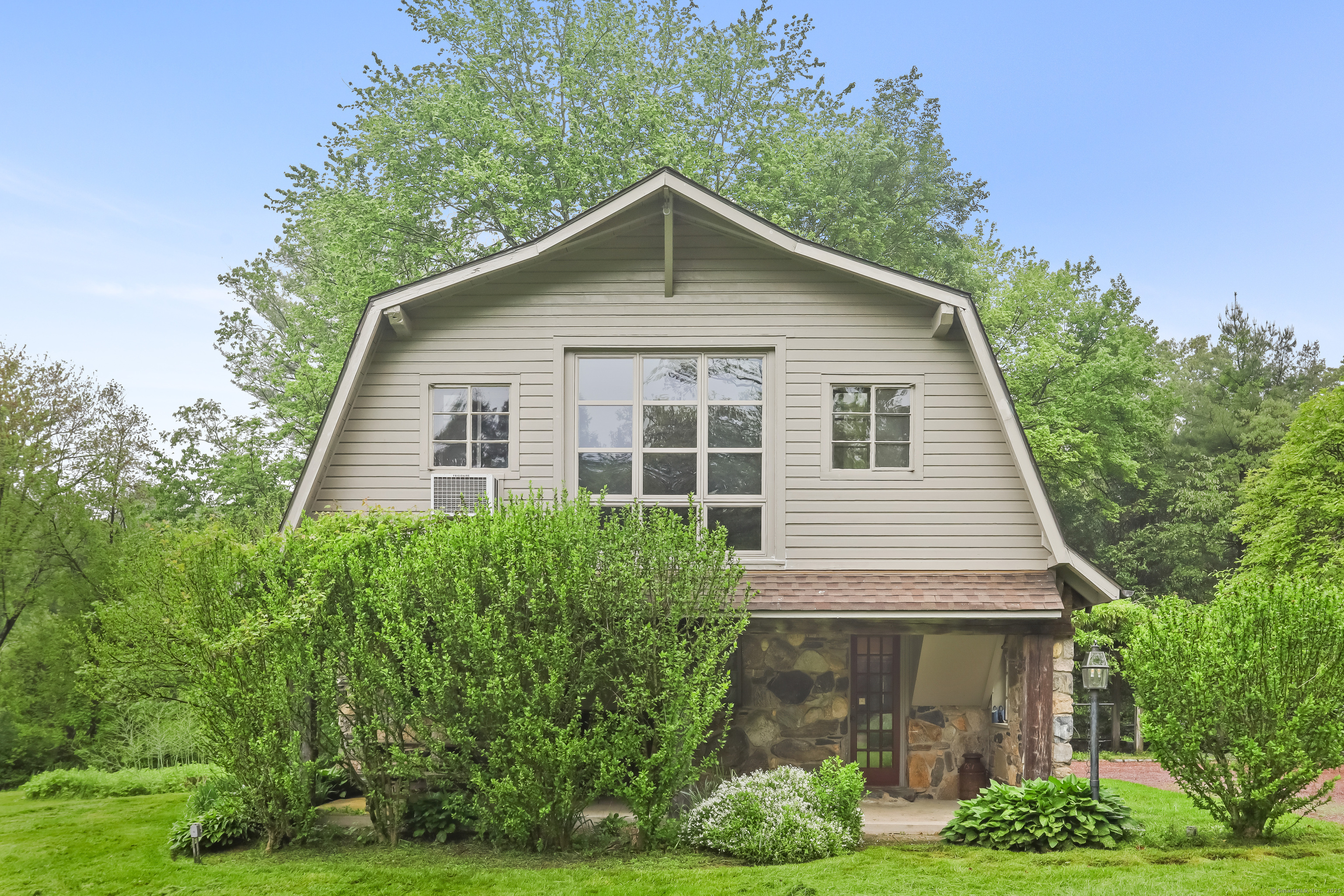 Property Photo: