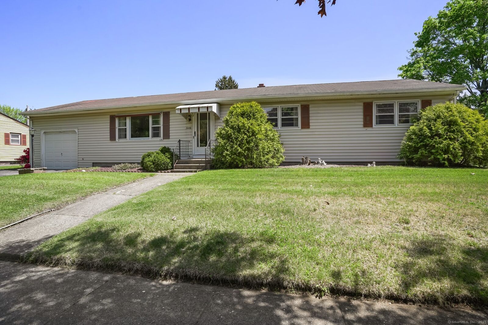 Property Photo: 90 Russell Road CT 06614