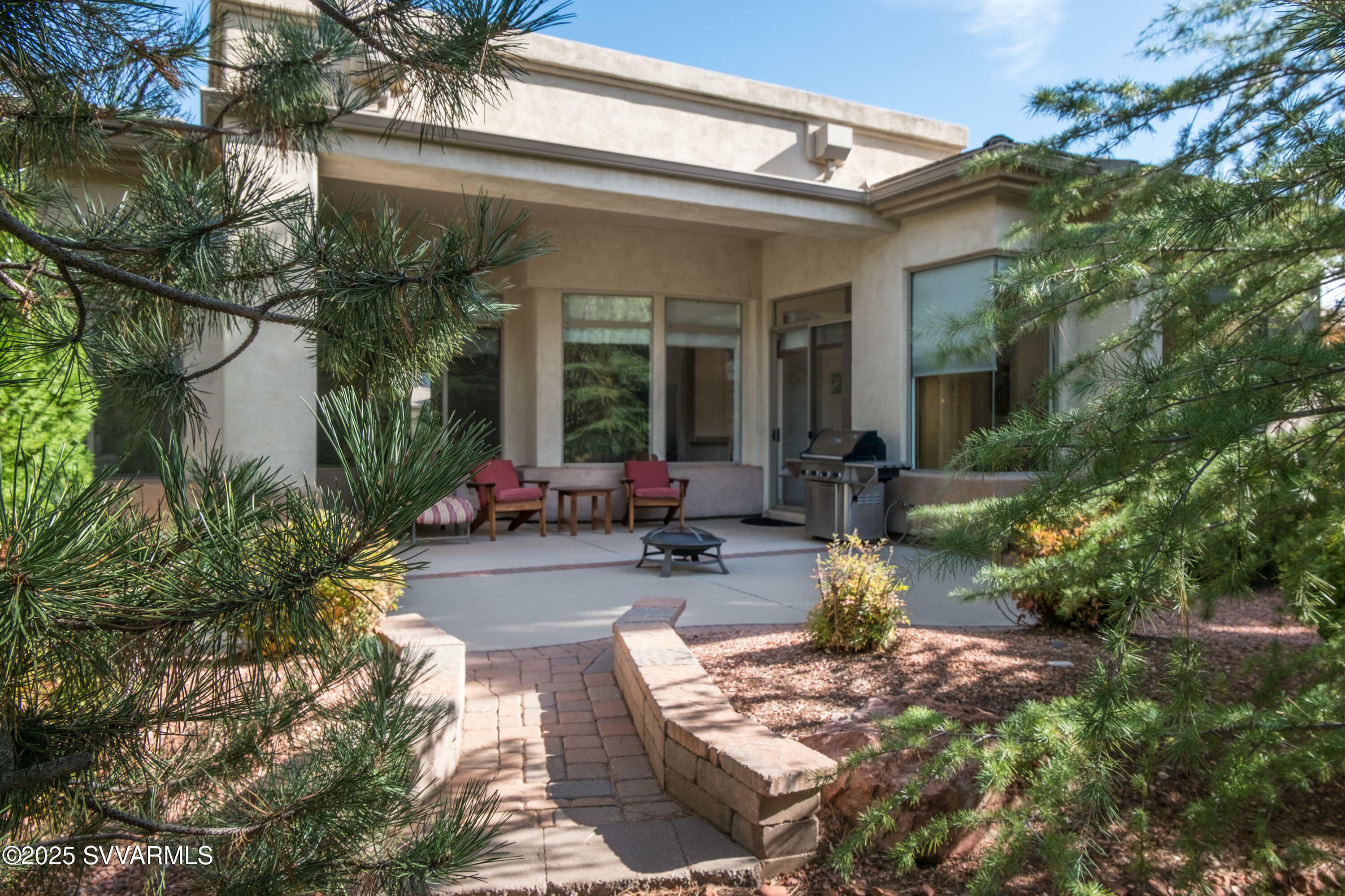 Property Photo: 722 Crown Ridge Rd AZ 86351