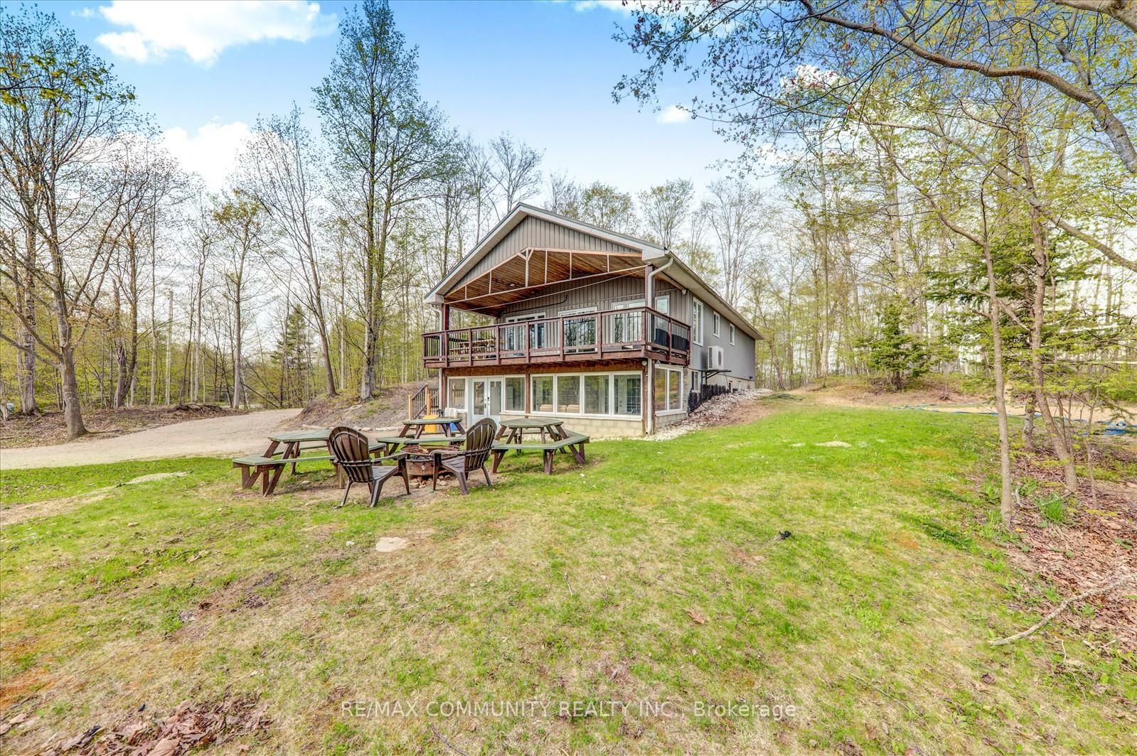 Property Photo: 3 Sugarbush Road ON N0H 2T0