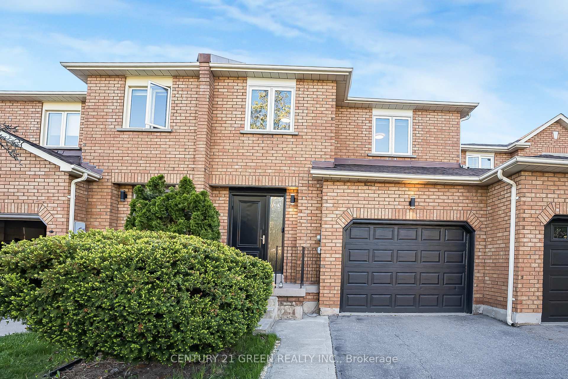 Photo de la propriété: 2237 Shipwright Road ON L6M 3E2
