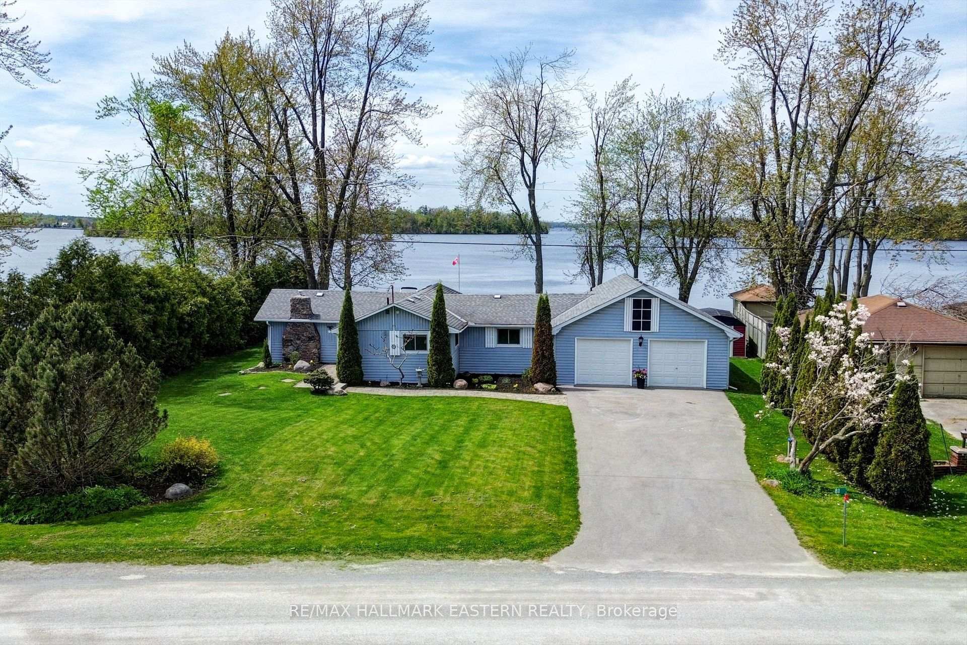81 Lakeshore Boulevard  Selwyn ON K0L 1T0 photo