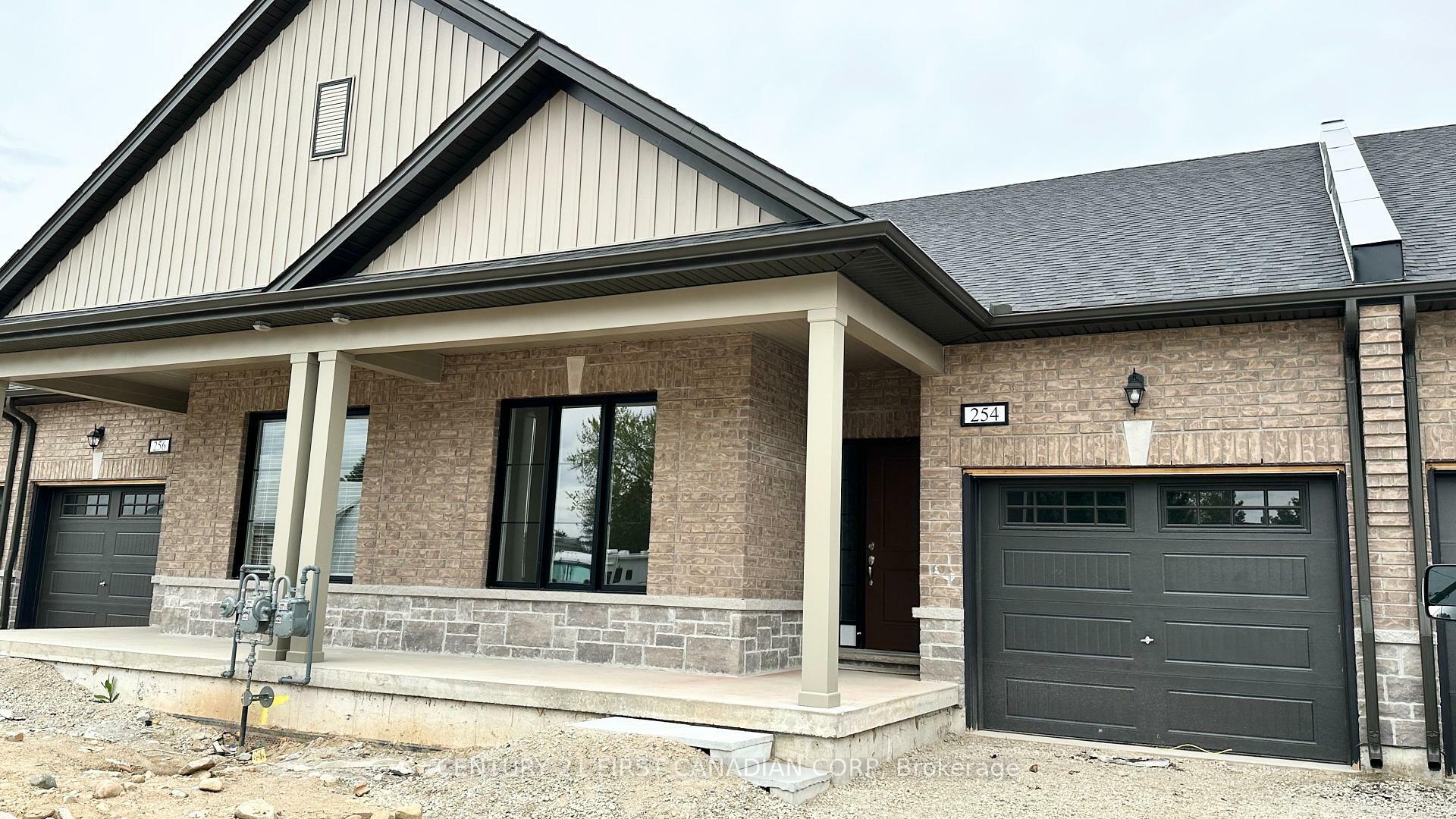 Photo de la propriété: 254 Middleton Street ON N0M 2M0