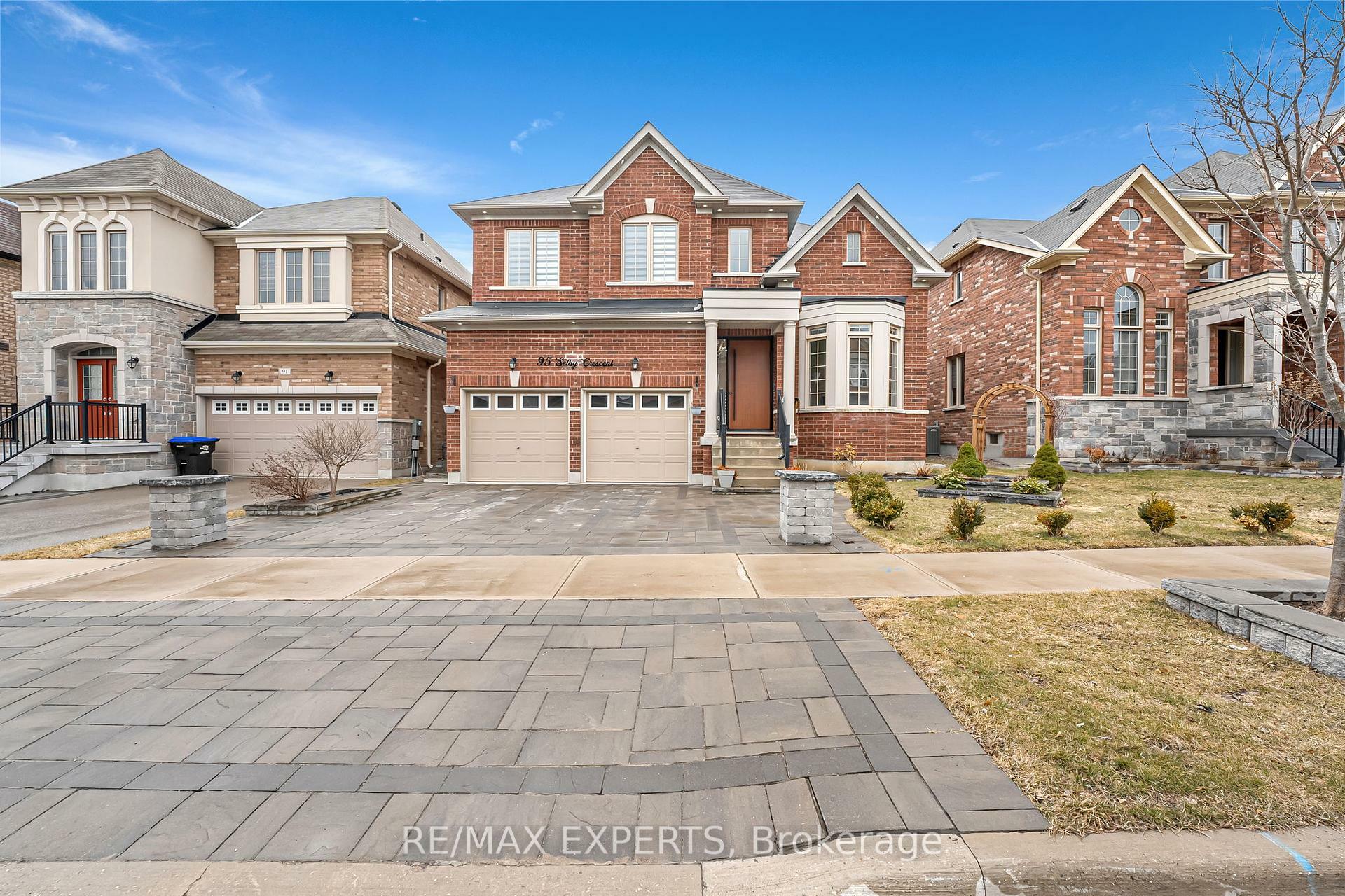 Property Photo: 95 Selby Crescent ON L3Z 0V3