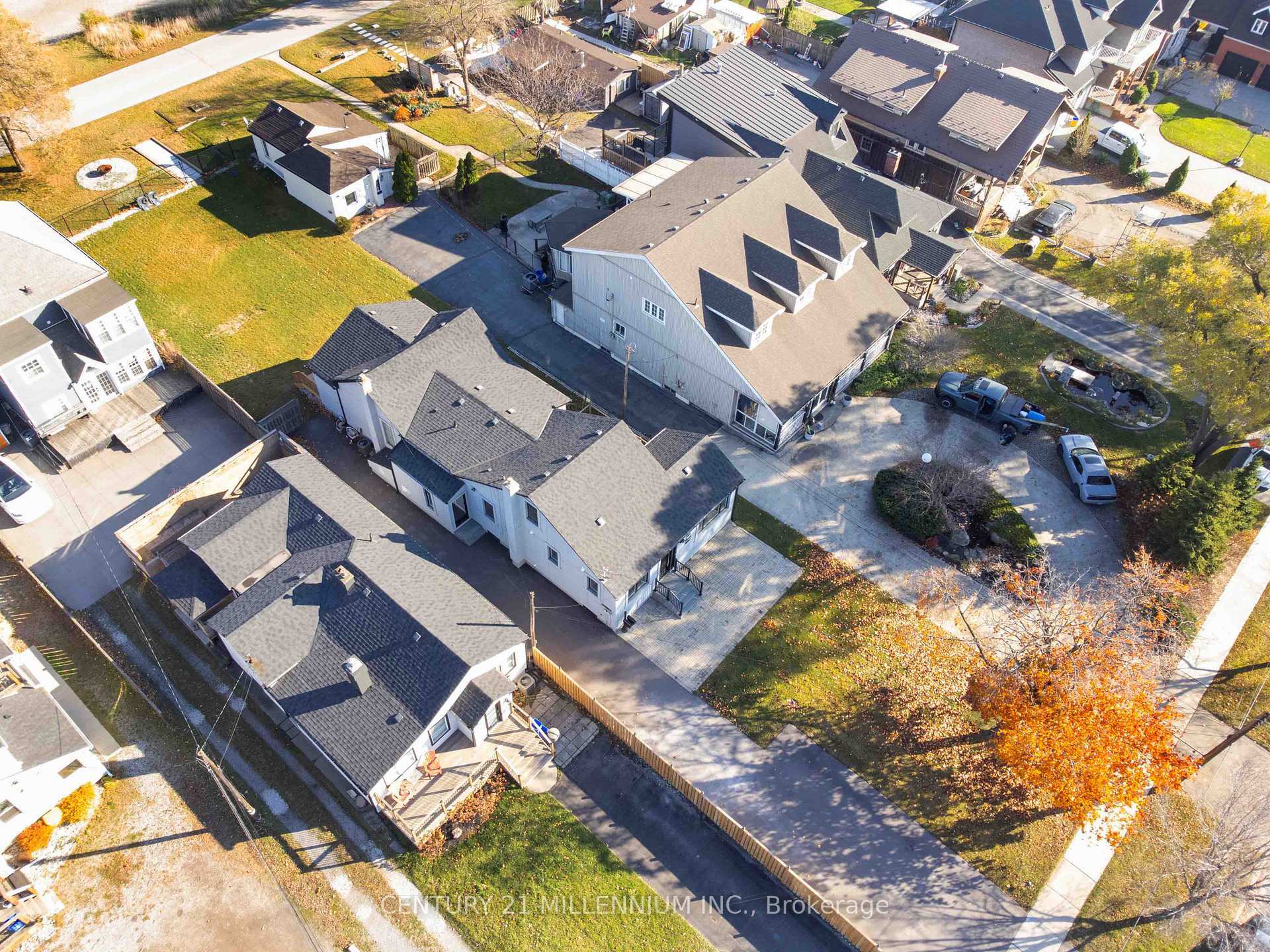 Photo de la propriété: 599 Beach Boulevard ON L8H 6X8