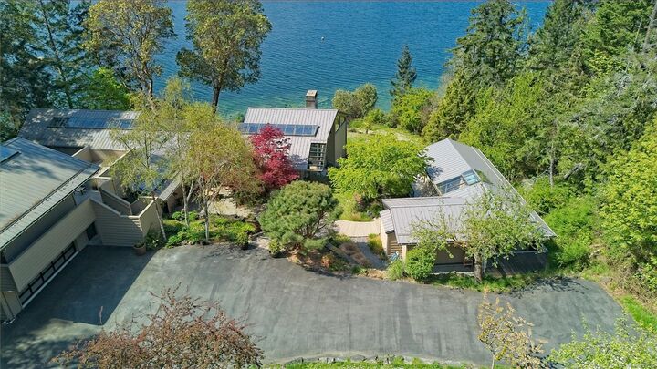 1100 Sunset Dr — photo 1