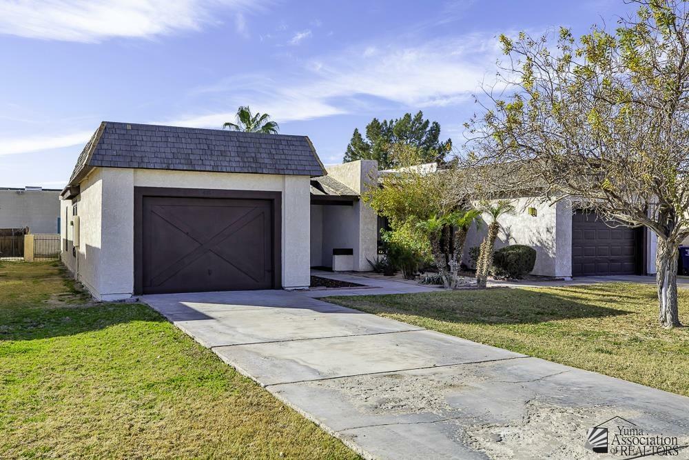 Property Photo:  417 W 37 St  AZ 85365 