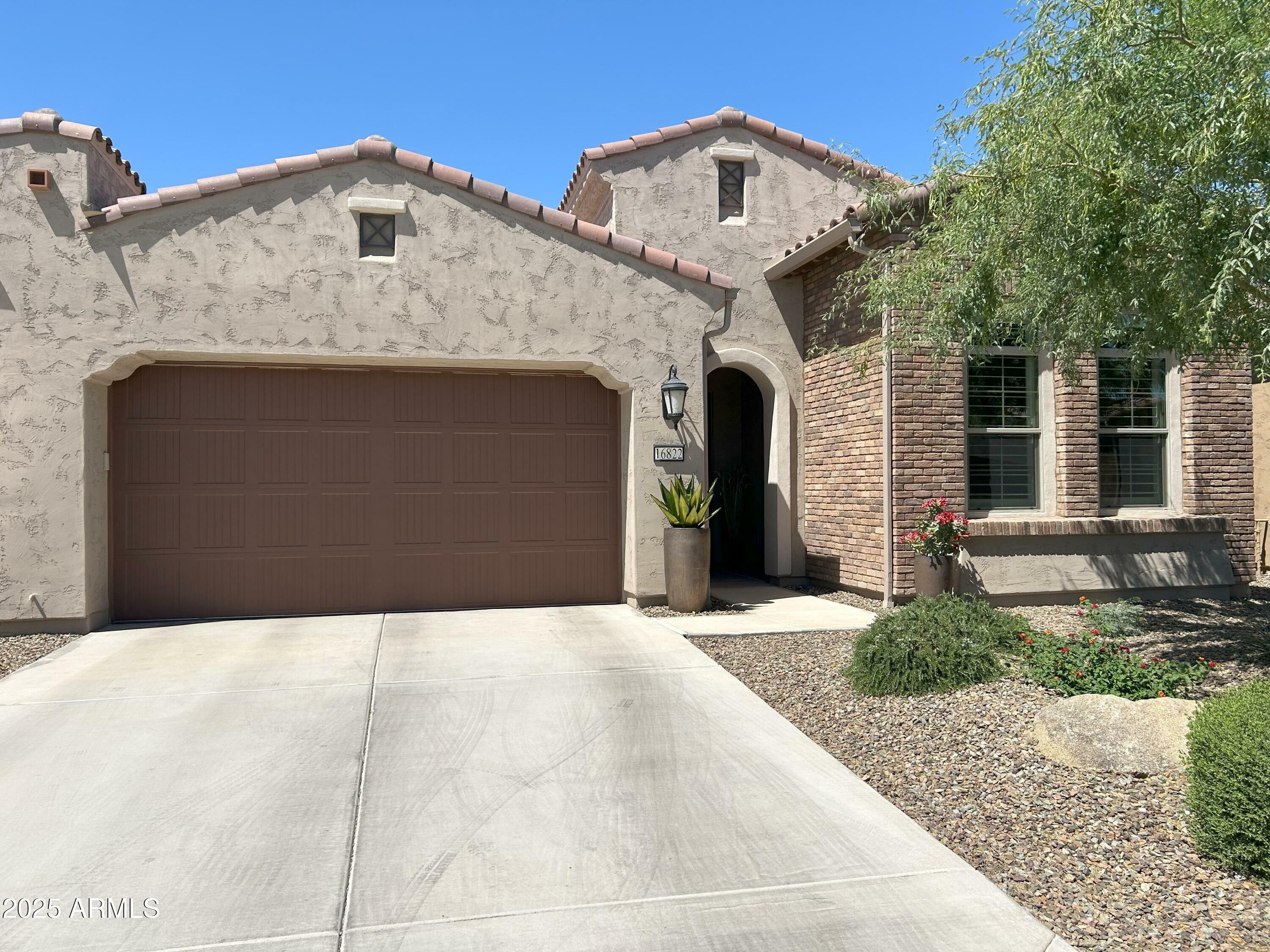 Property Photo: 16822 W Catalina Drive AZ 85395