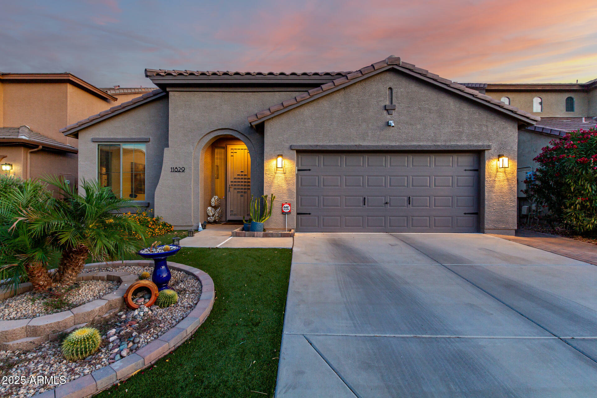 Property Photo: 11829 W Patrick Lane AZ 85373