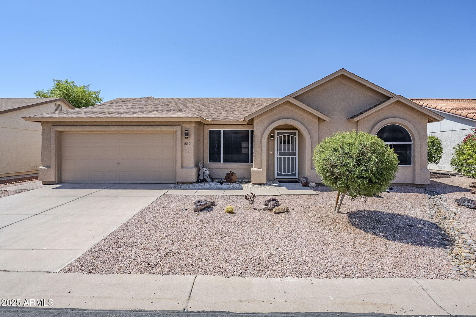 Property Photo:  1519 E Indian Wells Drive  AZ 85249 