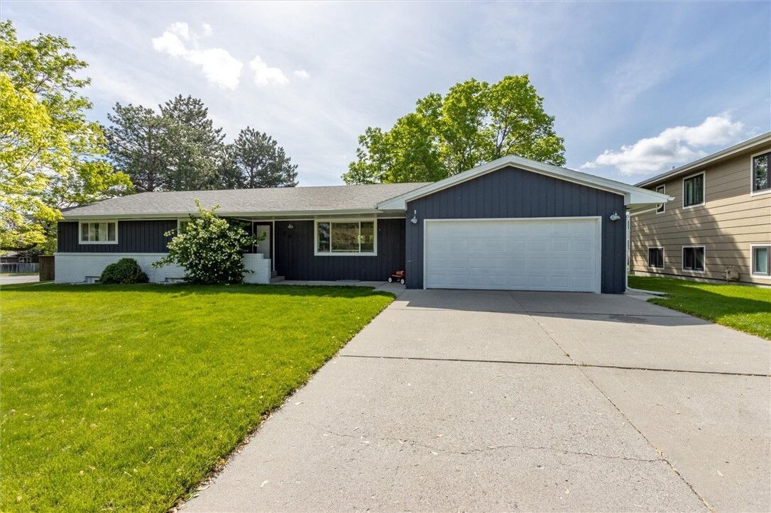 Property Photo: 1029 Toole Cir MT 59105