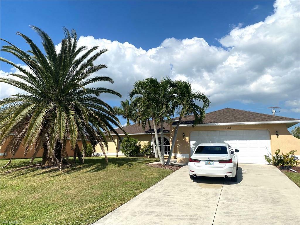 Property Photo: 1733 SW 40th Ter FL 33914