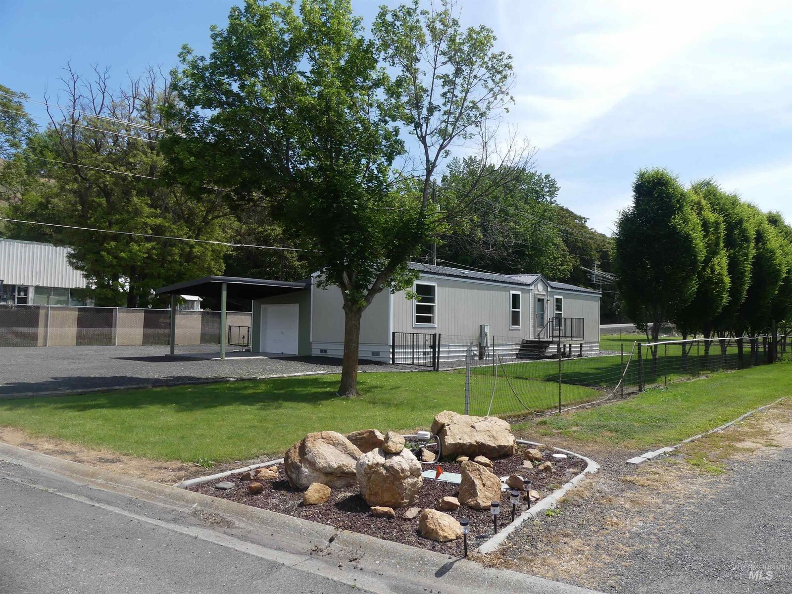 Property Photo: 907 Larch Lane ID 83501