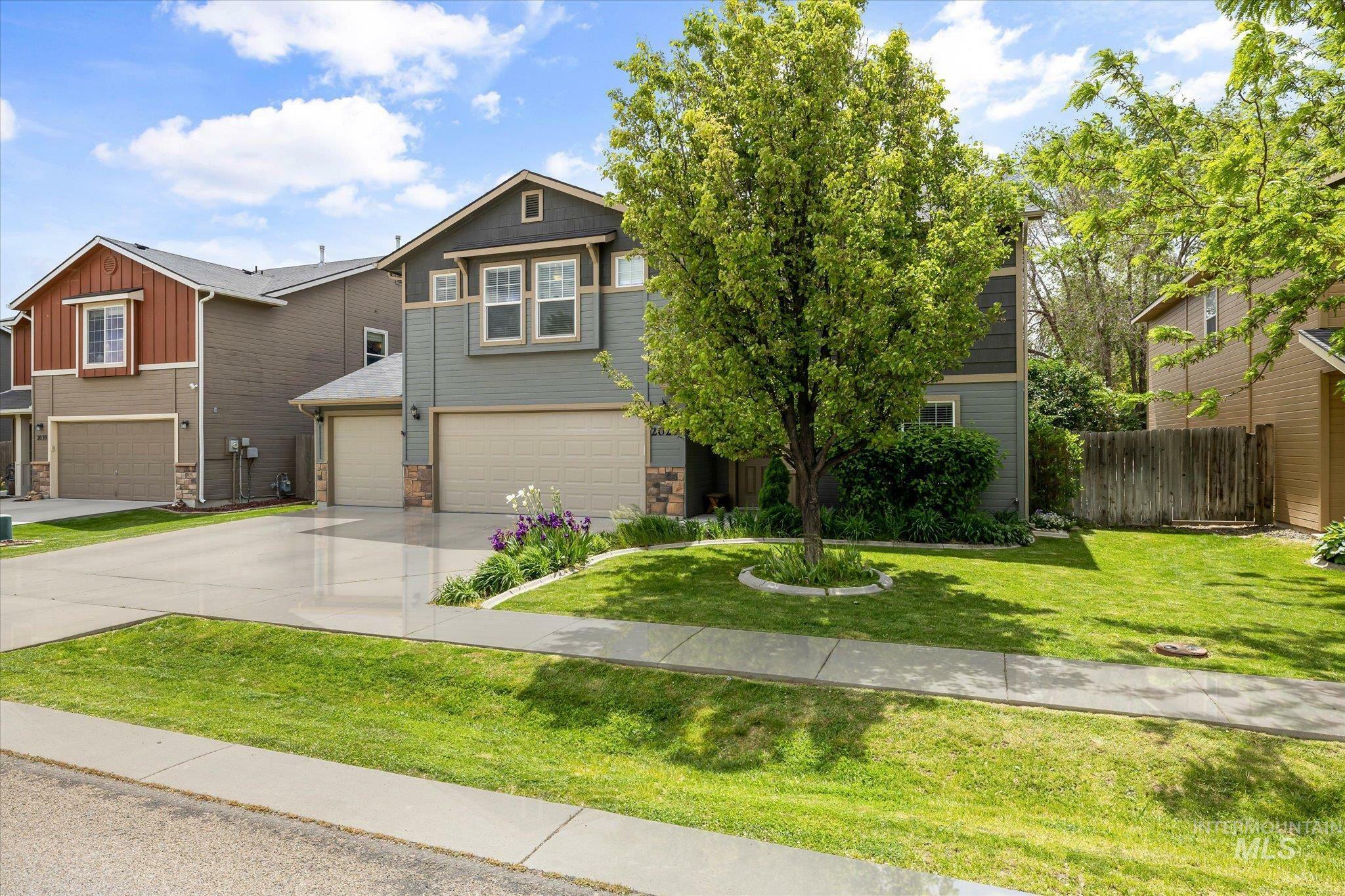 Property Photo: 2023 E Wrightwood Dr. ID 83642