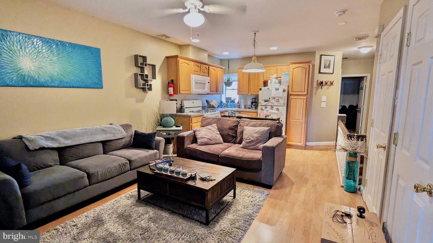 Property Photo:  2229 S 20th Street 2  PA 19145 