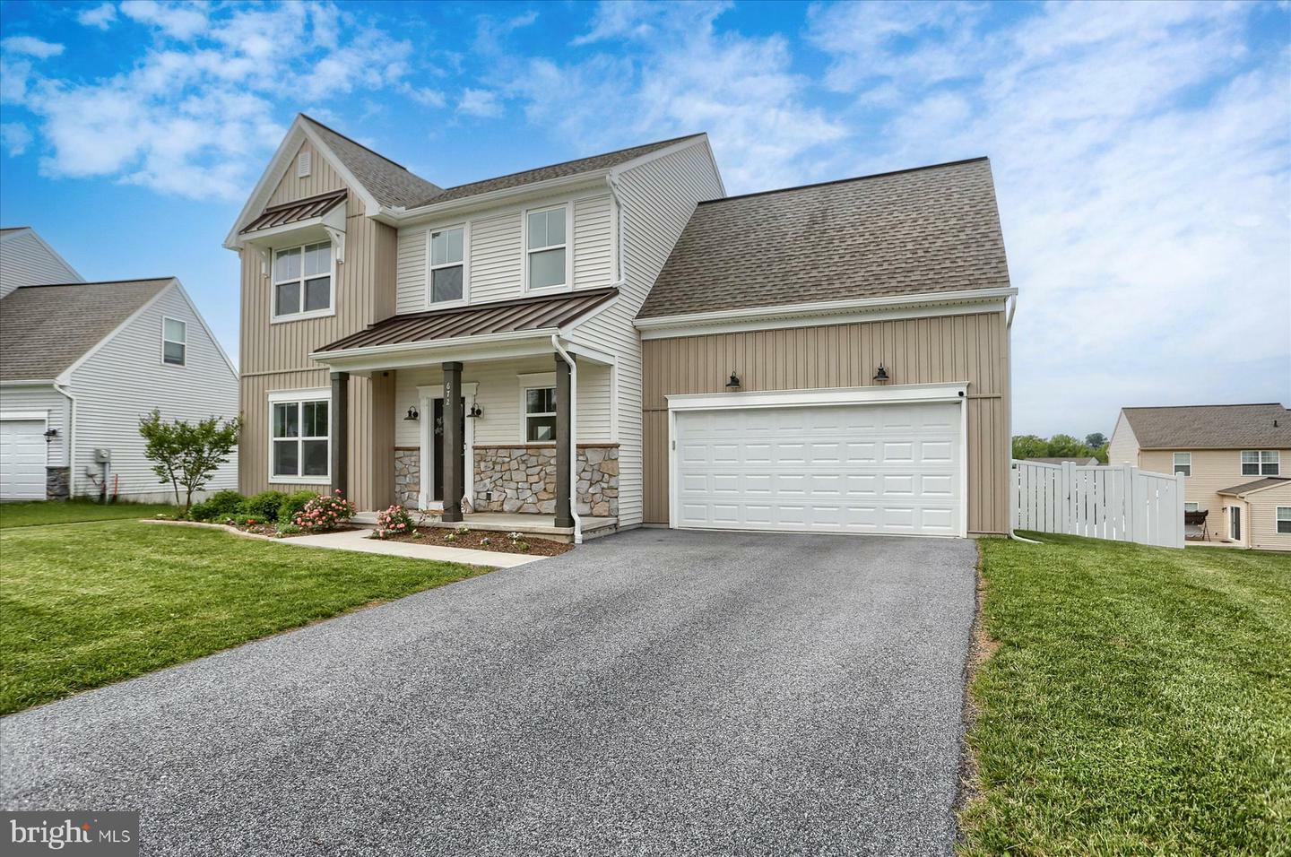 Property Photo: 672 Barbara Drive PA 17111