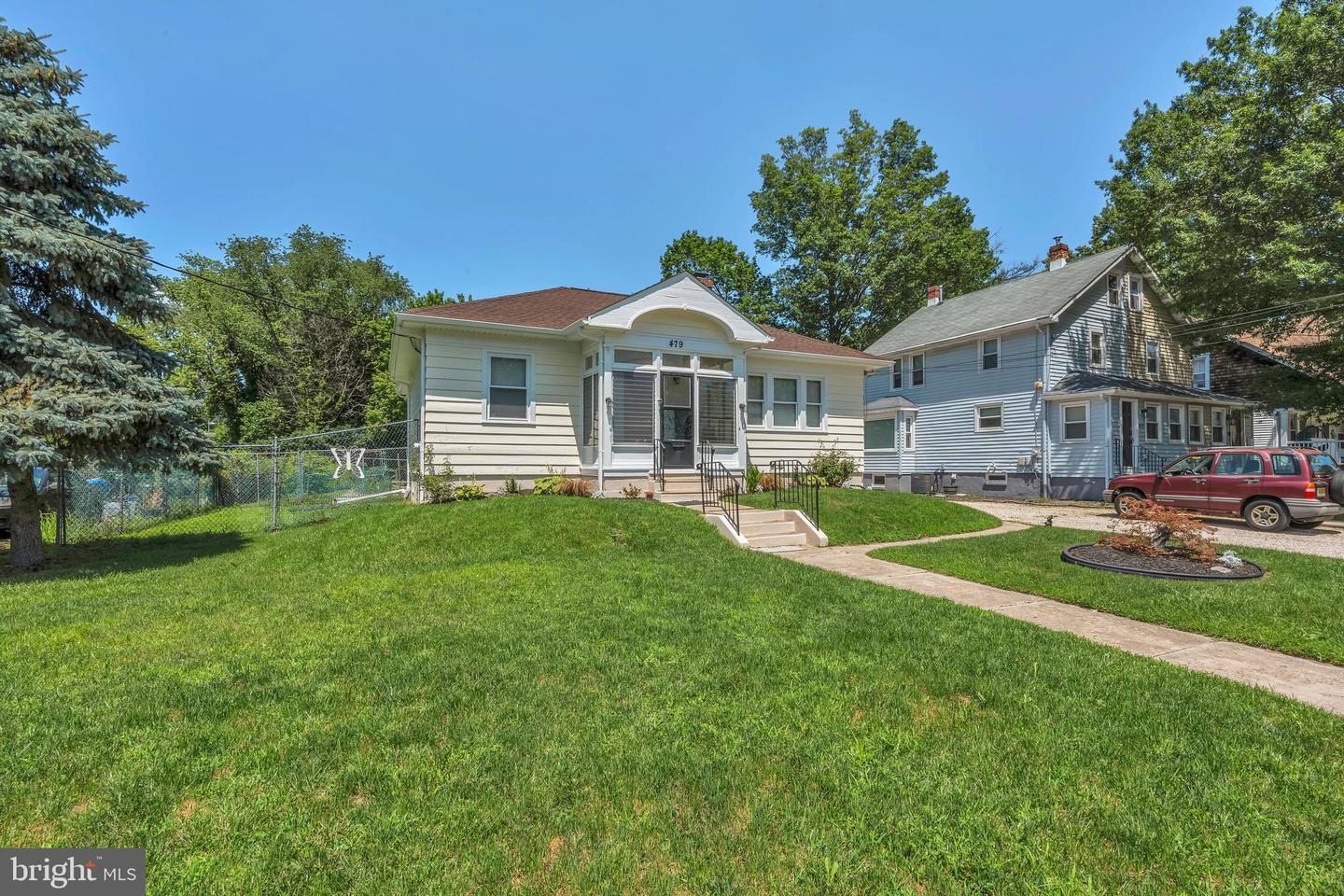 Property Photo:  479 N Church Street  NJ 08057 