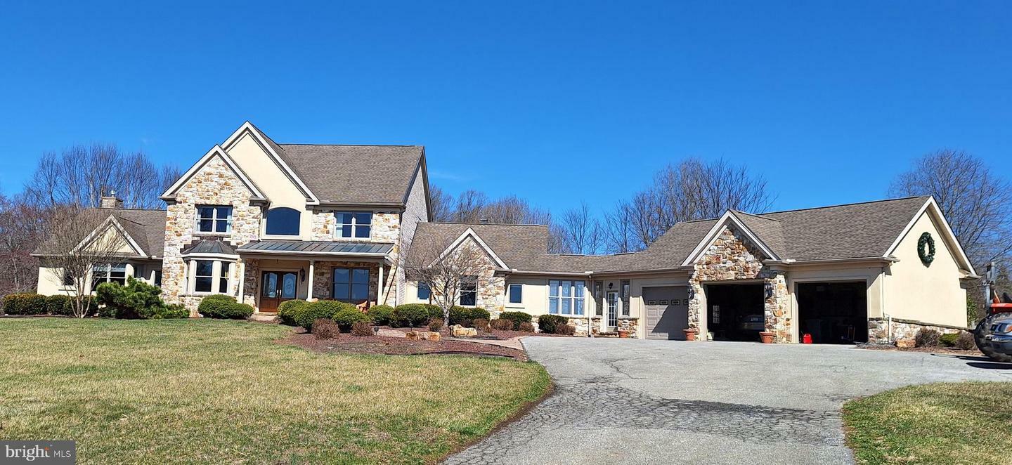 Property Photo: 501 Elbow Lane PA 19350