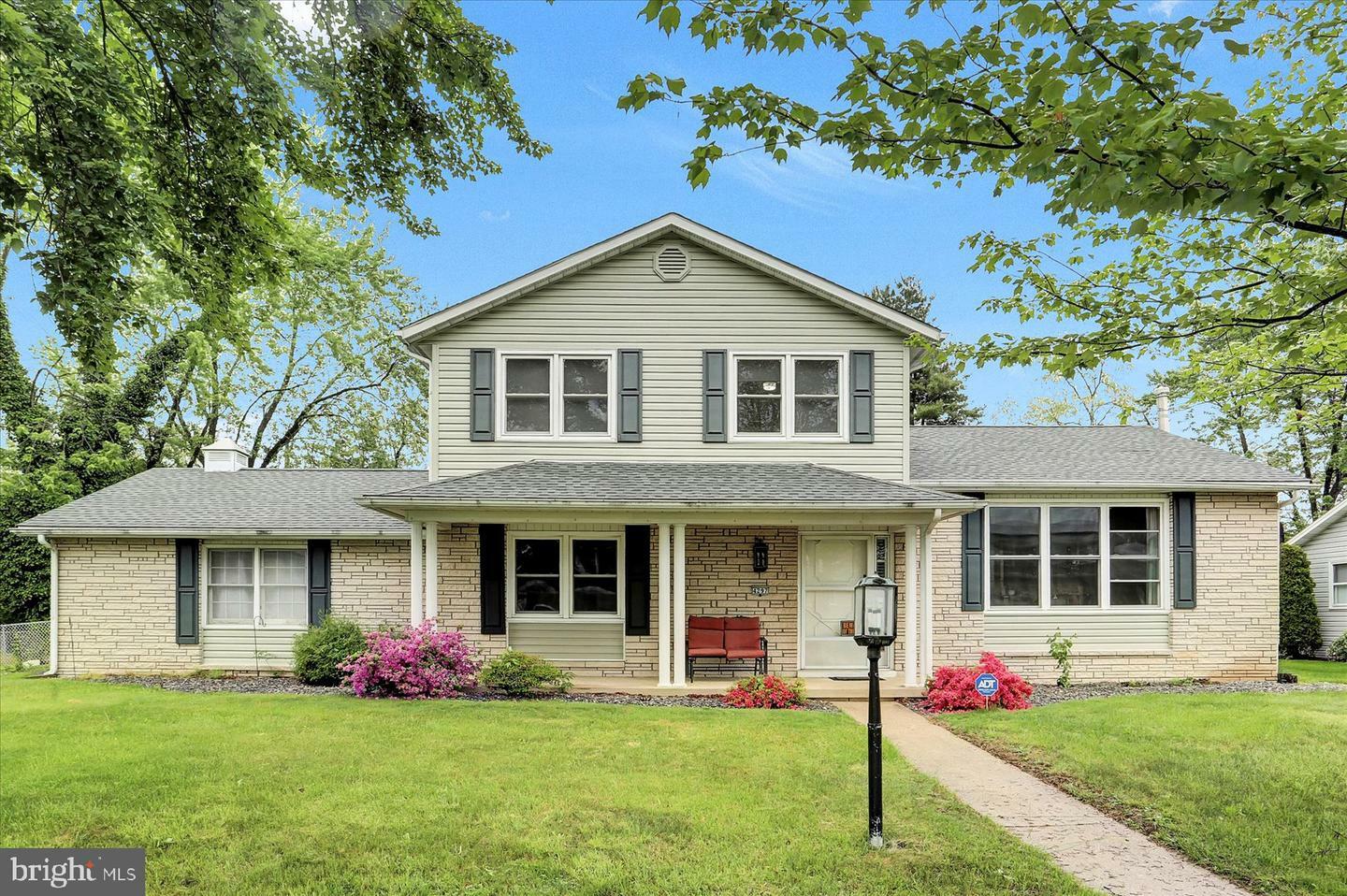 Property Photo: 4297 Beaufort Hunt Drive PA 17110