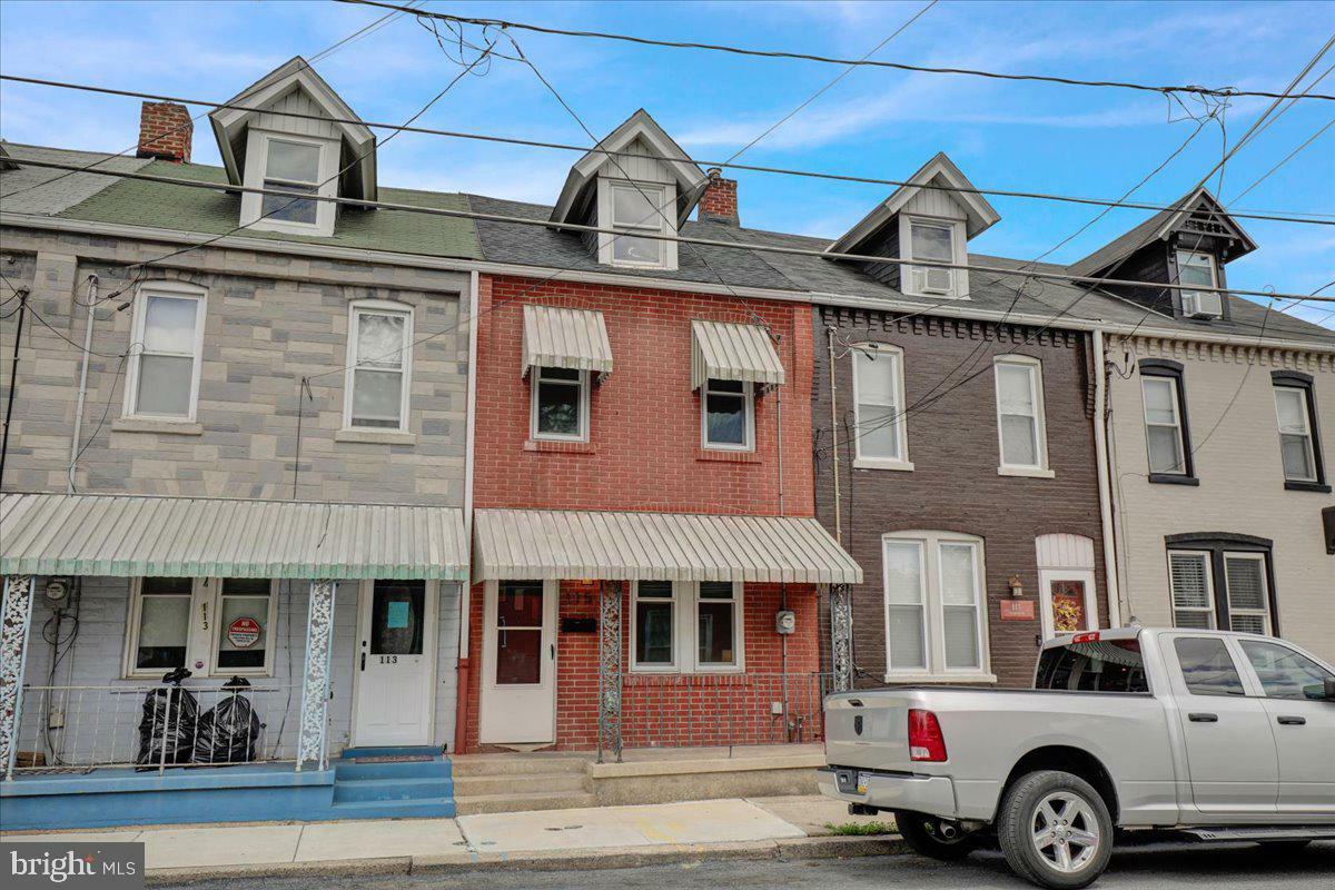 Property Photo: 115 Fairview Avenue PA 17603