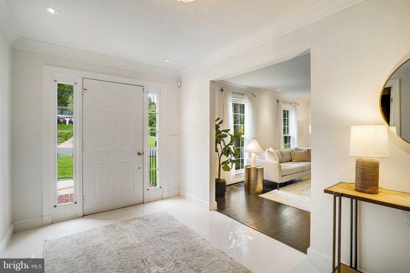 Property Photo: 3801 Ivanhoe Lane VA 22310