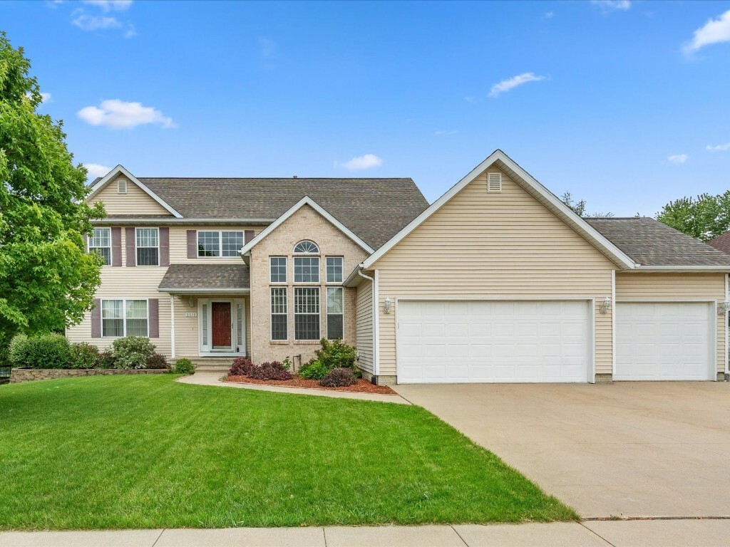 3010 Newcastle Road  Marion IA 52302 photo