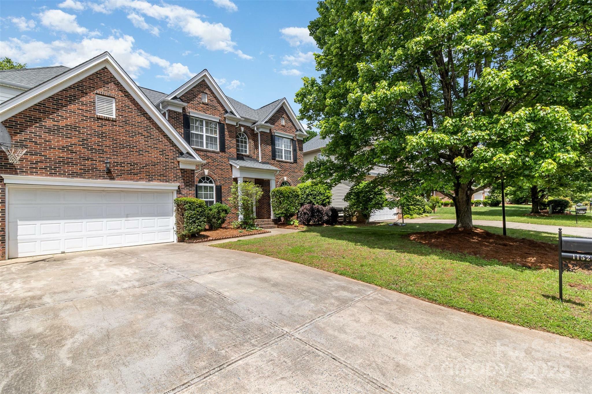 Property Photo: 11526 McGinns Trace Court NC 28277
