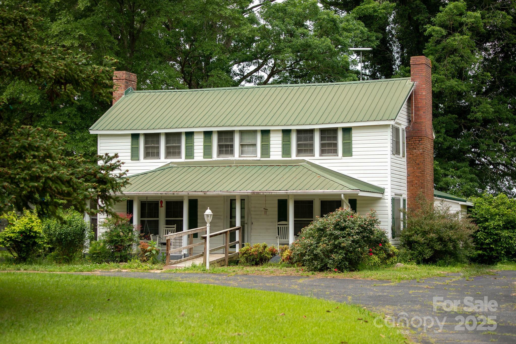 1612 Forum Lane  Iron Station NC 28080 photo