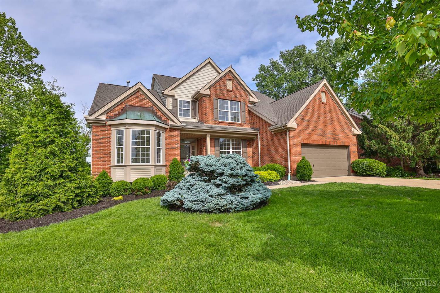 Property Photo: 6161 Green Knoll Circle OH 45011