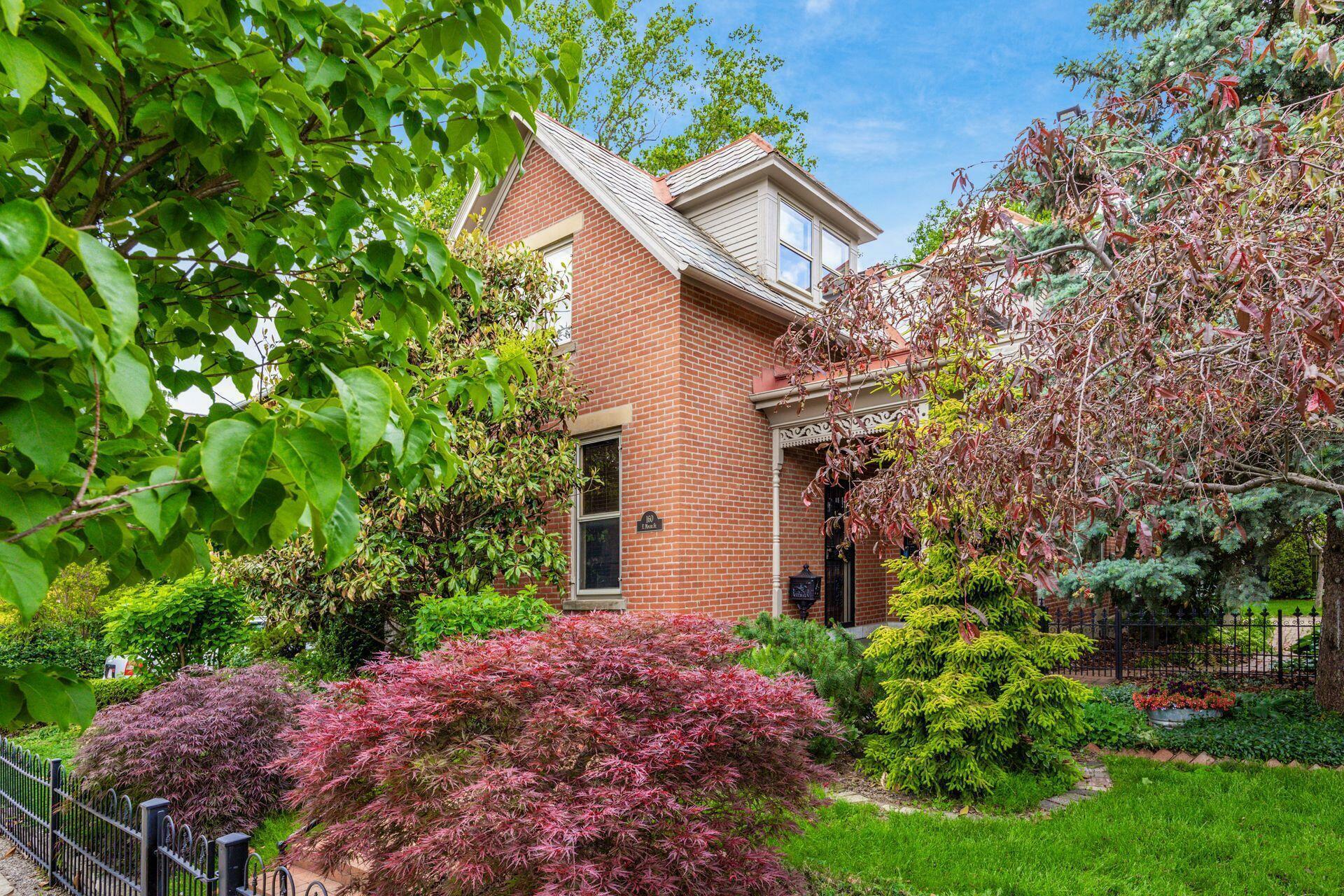 Property Photo: 160 E Moler Street OH 43207