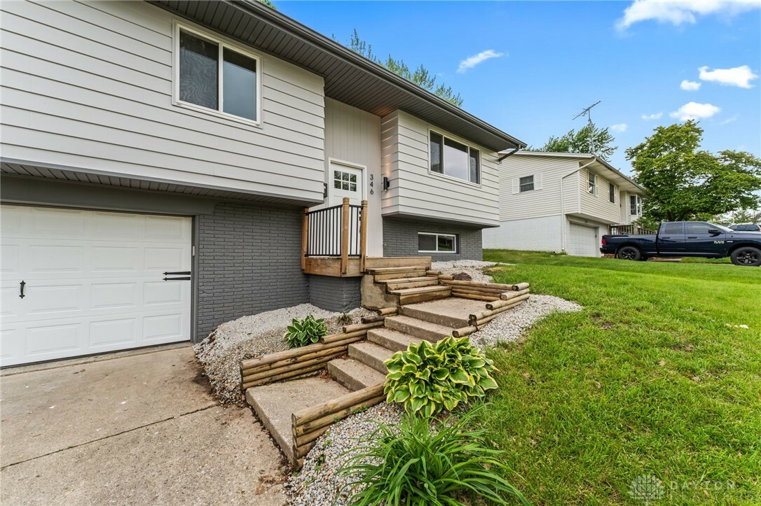 Property Photo: 346 Fairway Drive OH 45324