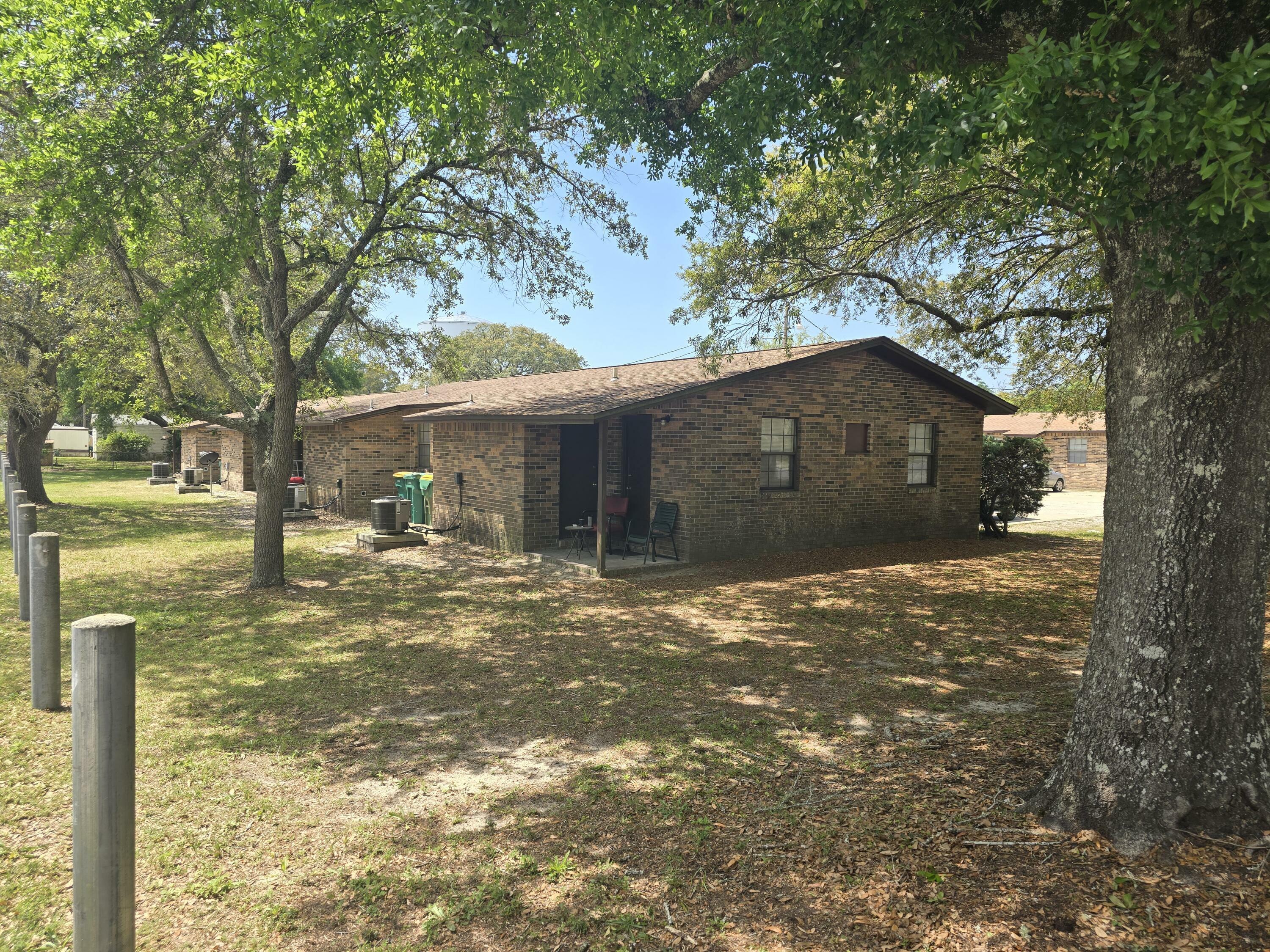 Property Photo: 818 Lark Street 1, 2, 3, 4 FL 32547