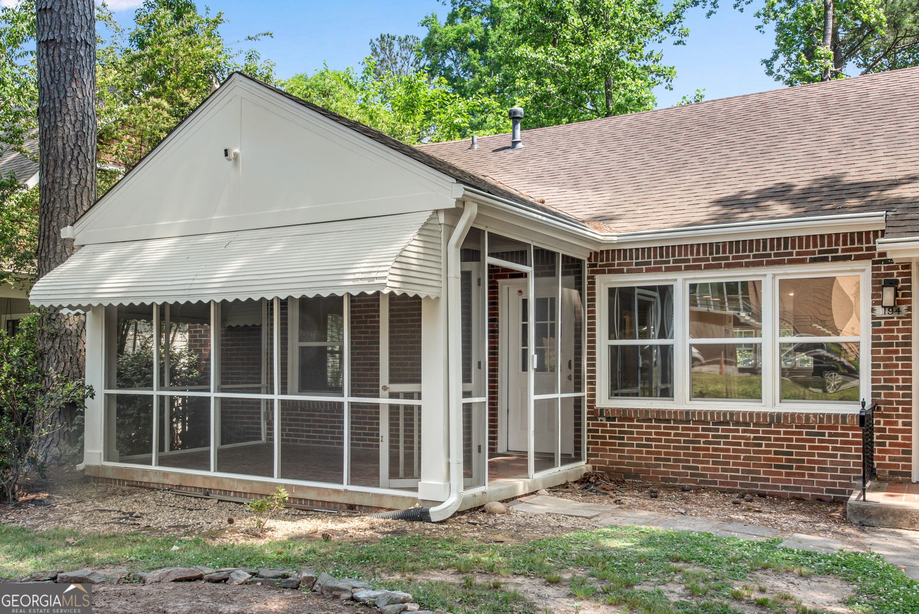 Property Photo: 1194 Spring Valley Lane NE GA 30306