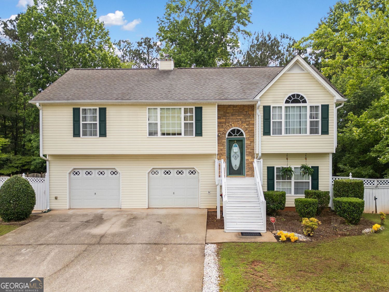 Property Photo: 1620 Cedar Hill GA 30134