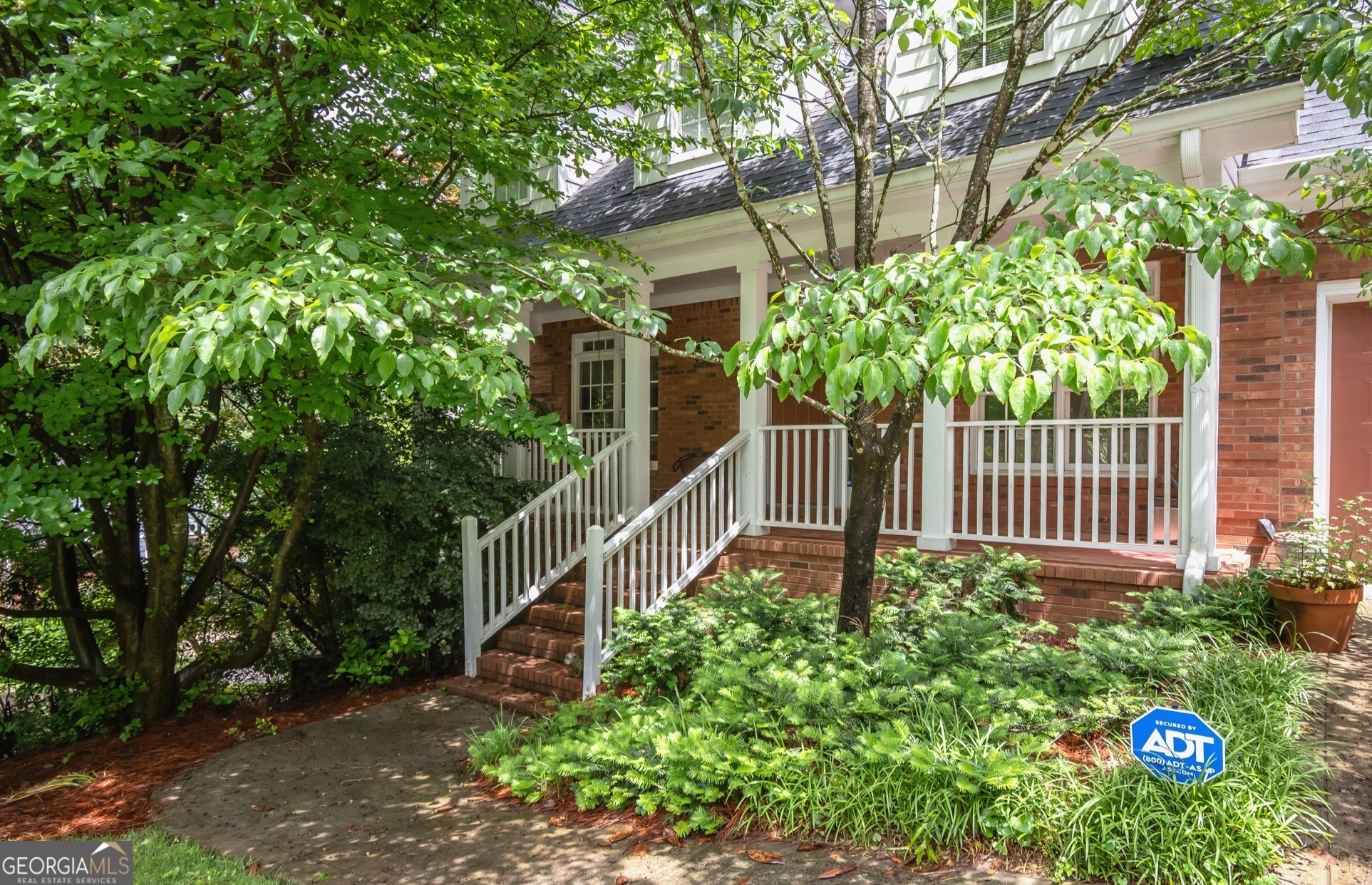 Property Photo: 127 Chestnut Lane GA 30606