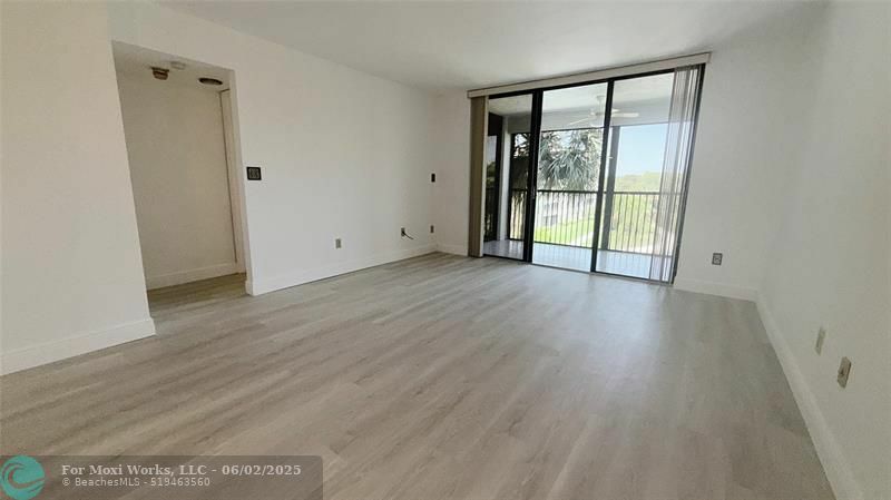 Property Photo: 2900 NW 42nd Ave A401 FL 33066