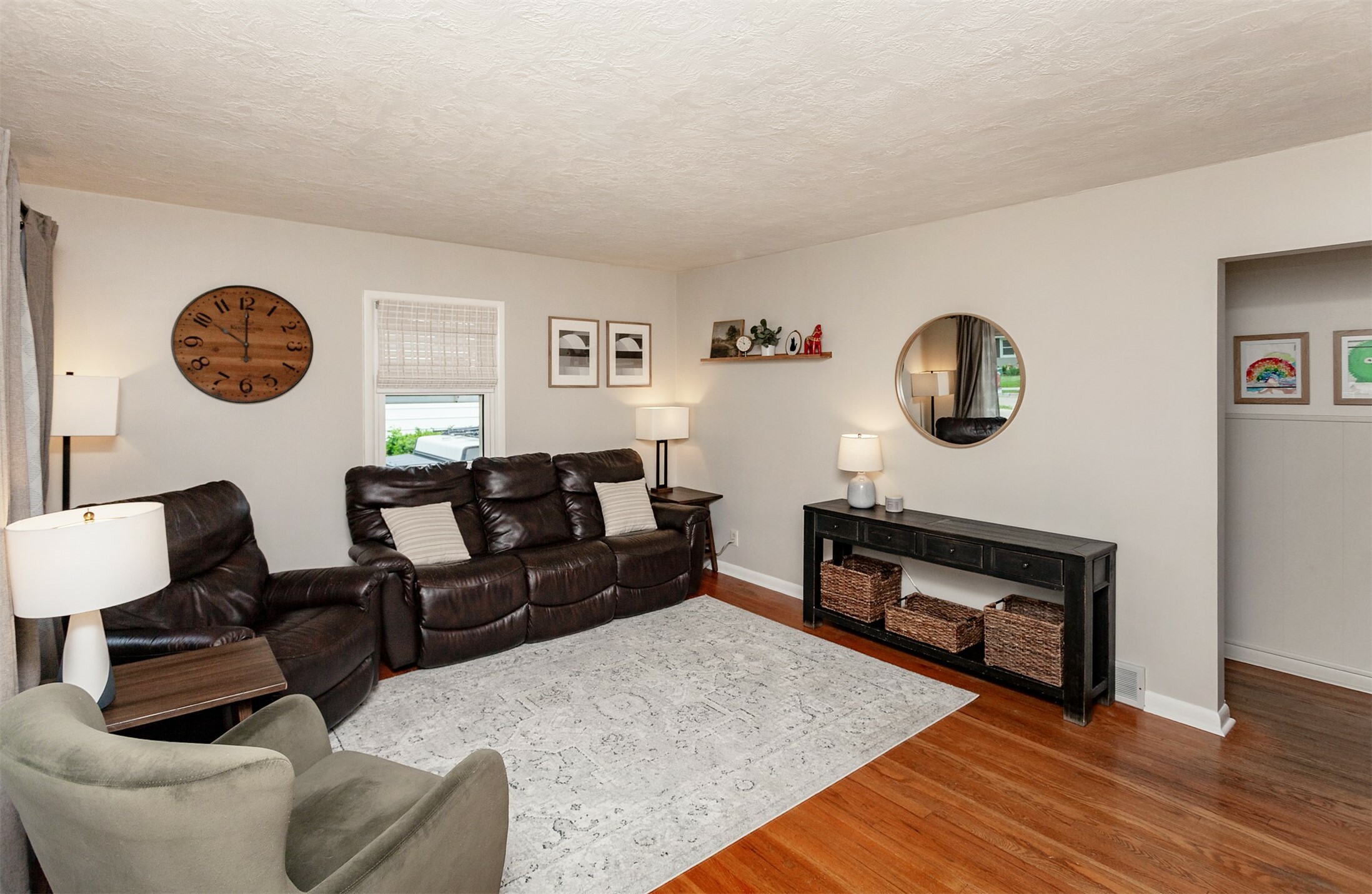 Property Photo: 7019 Maryland Drive IA 50322