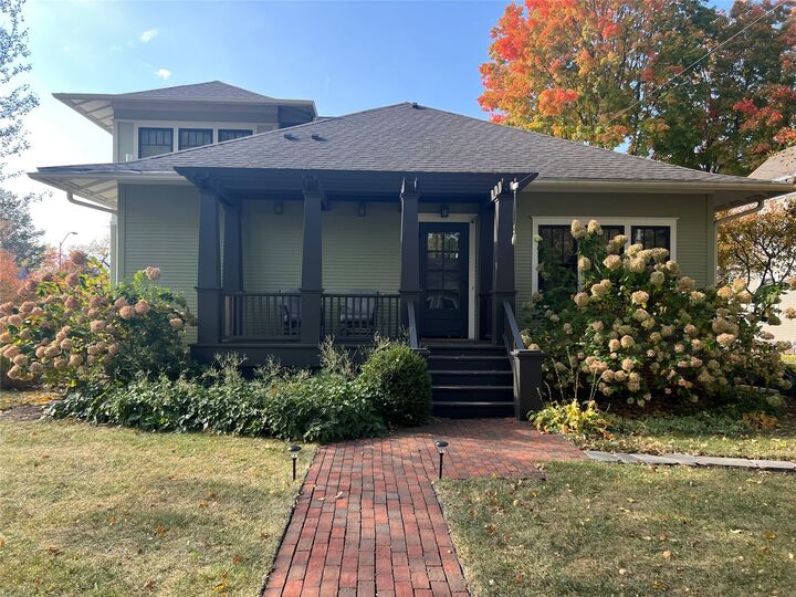 1304 Main Street  Pella IA 50219 photo