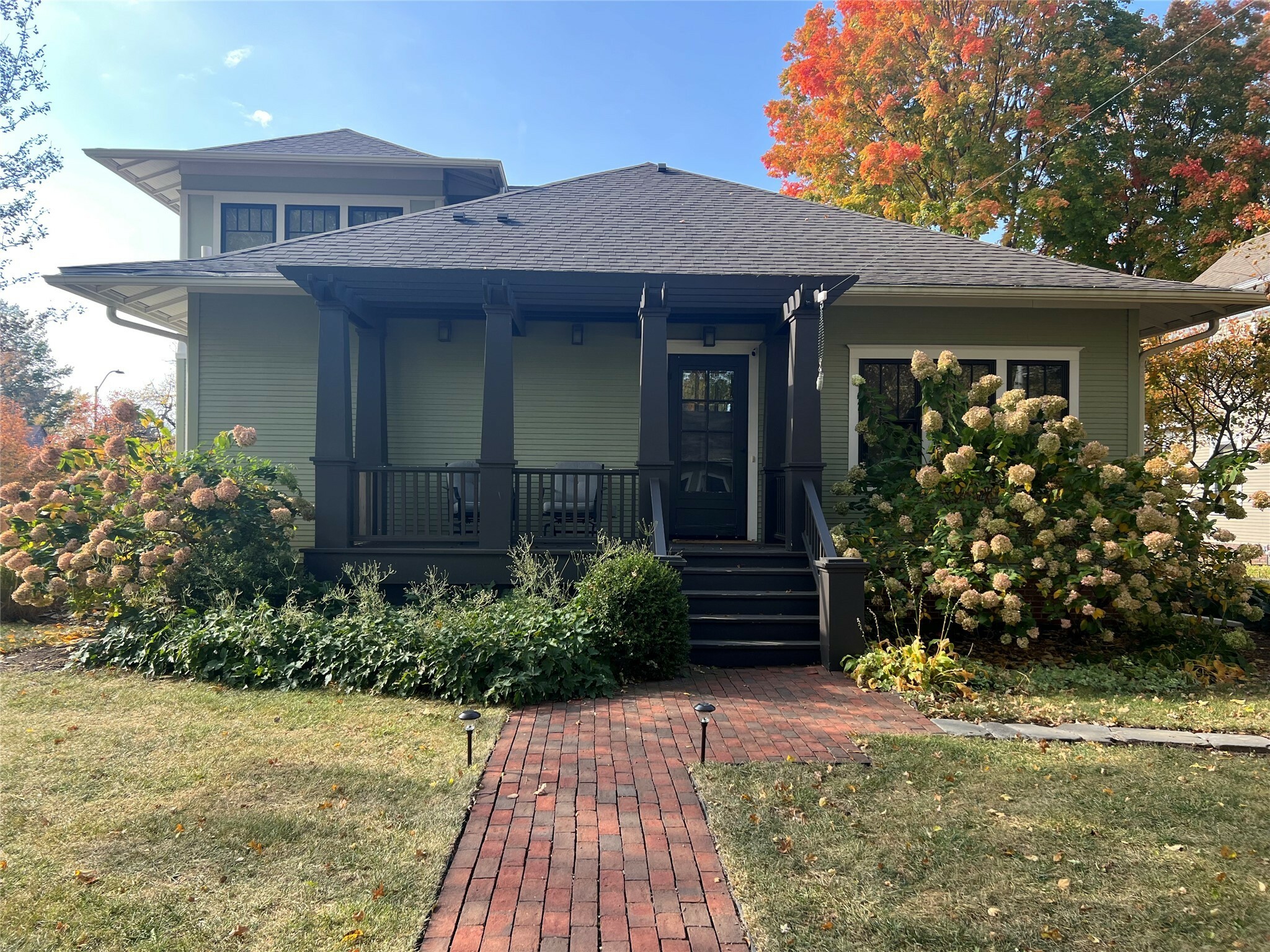 Property Photo: 1304 Main Street IA 50219