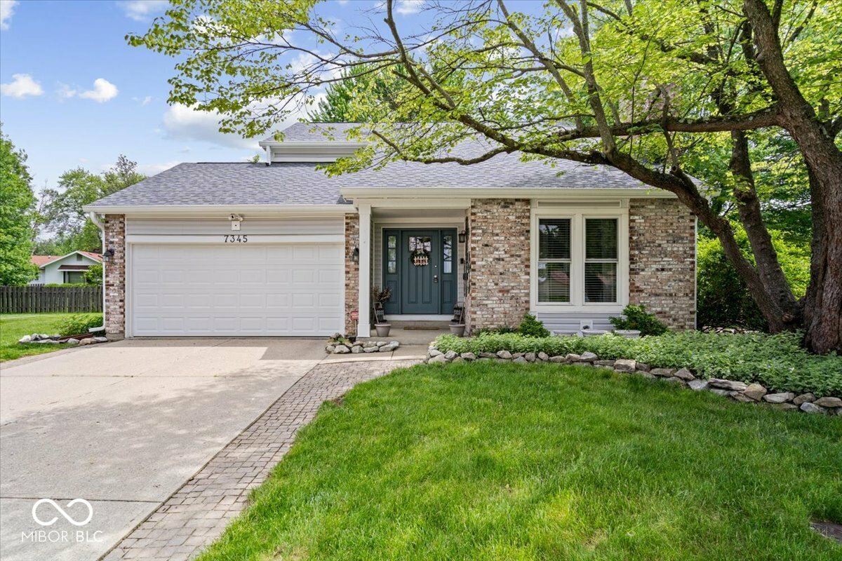 Property Photo: 7345 Monon Circle IN 46256
