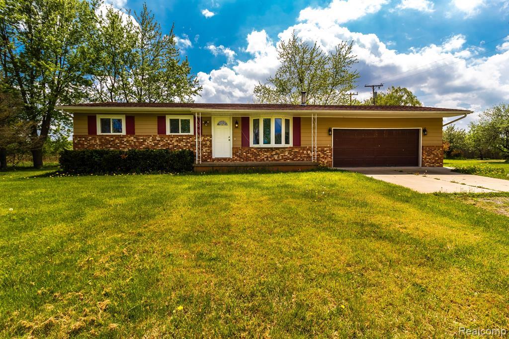 789 W Castle Road  Fostoria MI 48435 9604 photo
