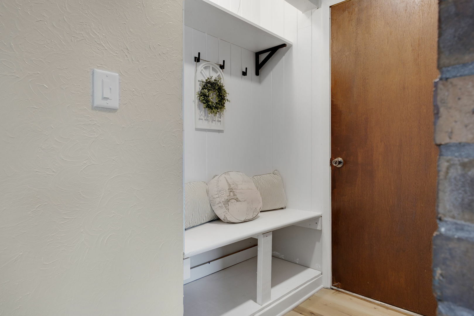 Property Photo: 1619 Richmond Circle 105 IL 60435